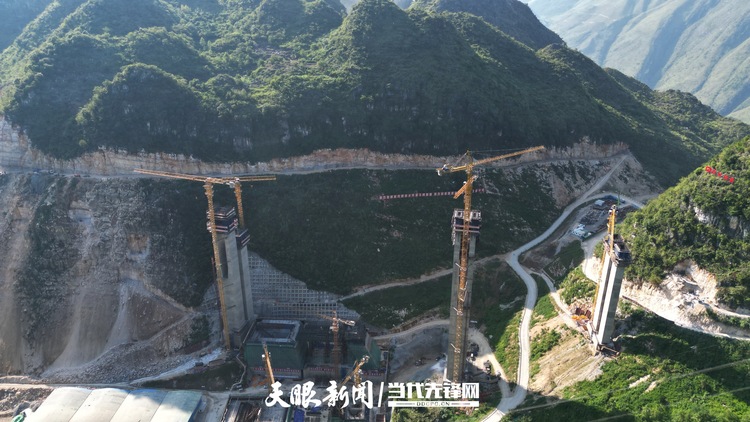 （中首）贵州花江峡谷大桥建设如火如荼
