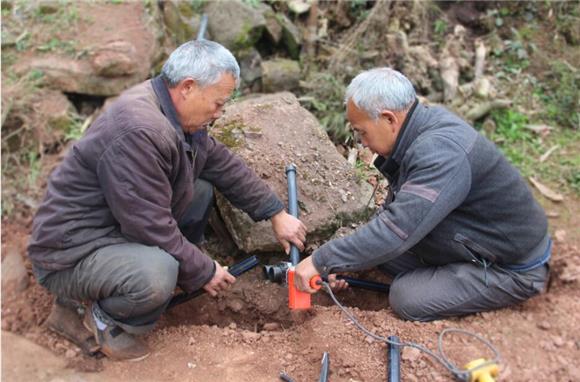 【区县联动】【荣昌】荣昌清流镇自来水全覆盖 村民饮“放心水”【区县联动 列表】荣昌清流镇4000户村民饮“放心水”