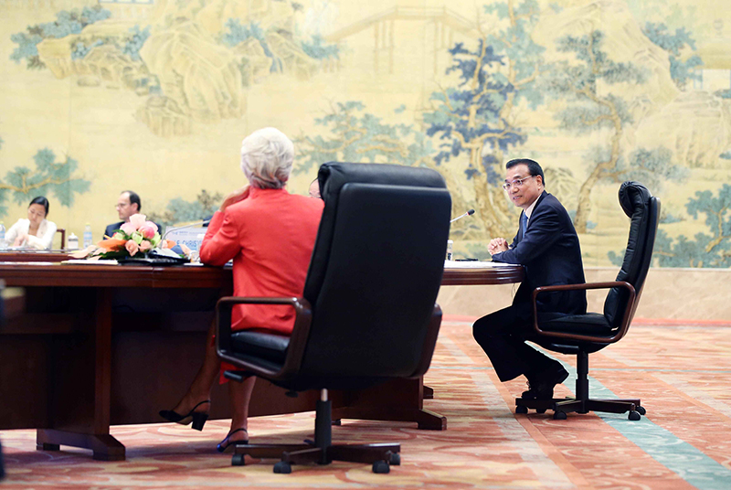 这张圆桌见证：中国总理与6大国际组织“掌门人”双向“对表”