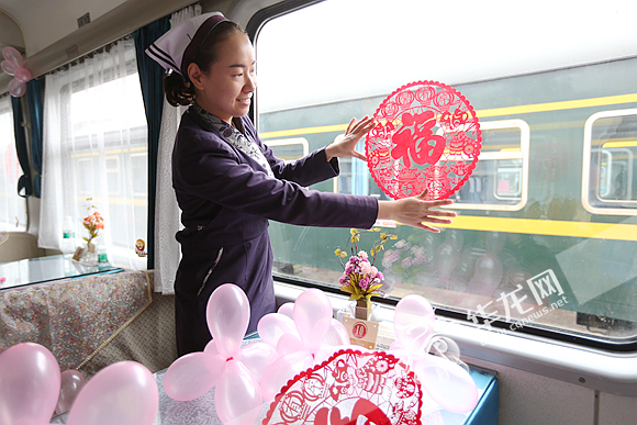 【媒體走基層專題 圖片新聞】列車整備工背後的堅守 20餘年未回家過年