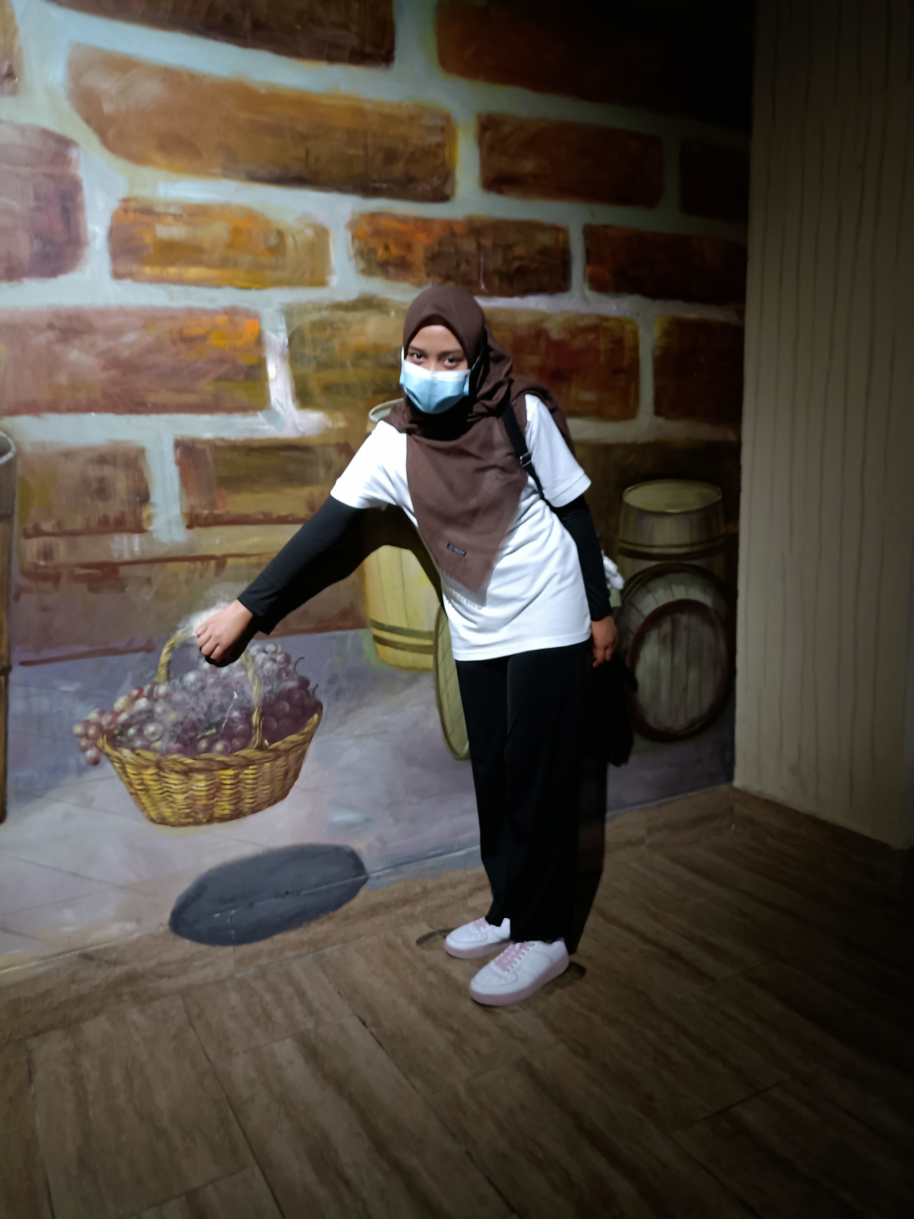 【丝路正青春 秦汉展风华】丝路青年在张裕瑞那城堡酒庄徜徉千年文化之路_fororder_531660705764_.pic_hd