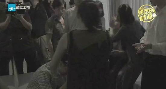 林志颖见到“他” 情绪崩溃掩面痛哭