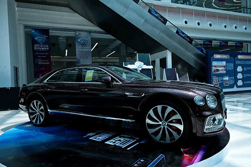 第一届“一带一路”（成都）国际平行进口车车展暨汽车嘉年华在成都青白江开幕_fororder_活动现场--摄影--王吟-(3)