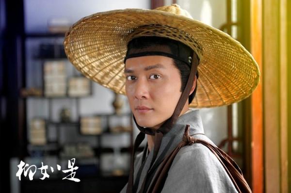 点击图片进入下一页33岁的他在《柳如是》里面演了文弱的才子陈子龙