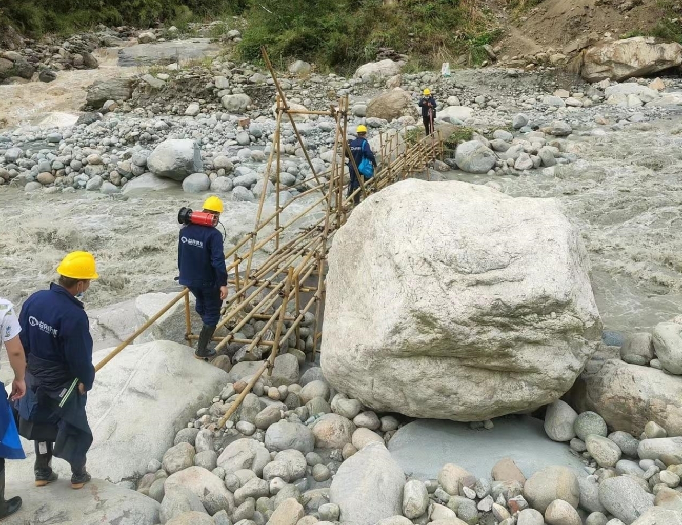 （转载）震后七天，水通、路通、电通、网络通……