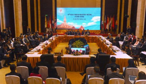 外媒：柬埔寨老挝拒东盟会议声明谈南海