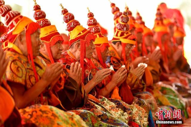 西藏60多年来举行首次大规模时轮金刚灌顶法会(组图)