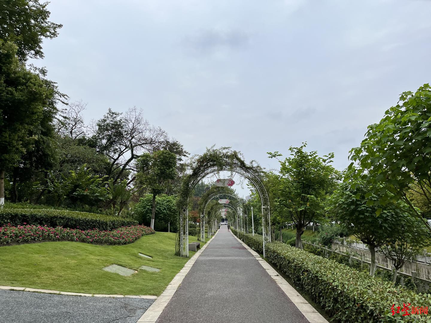 （转载）打卡成都二仙桥公园：既是城市文化记忆，也是城市文明阵地_fororder_e7bf1901961668bad61c1f6ac8f944-cdsb.compres