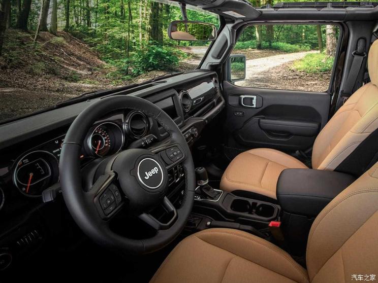 汽车频道【9月5日】【首页汽车资讯图+要闻列表+头条新闻红条】丰富产品 牧马人两款特别版车型官图