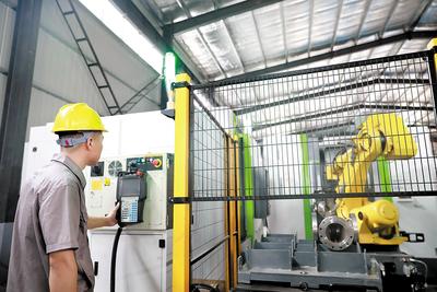 邢台任泽：对机械制造和橡塑制品产业实施数字化升级