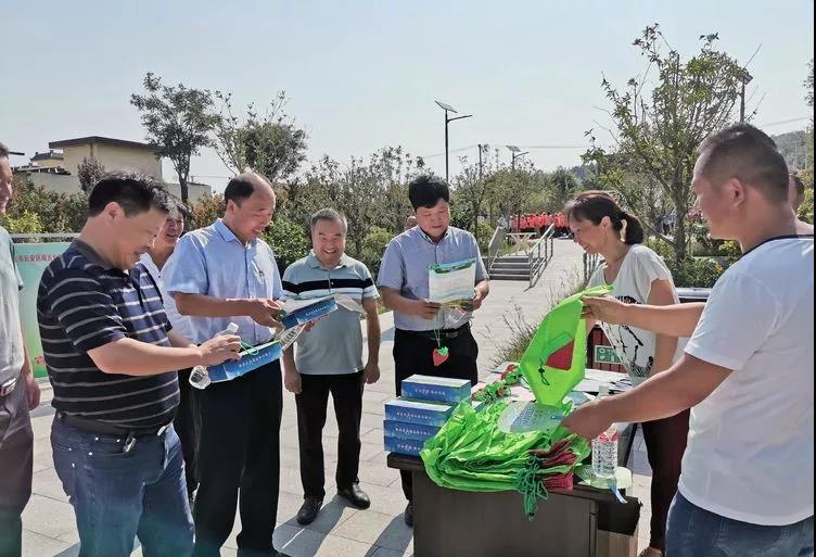 西安市長安區五台街道50天率先實現垃圾分類全域覆蓋