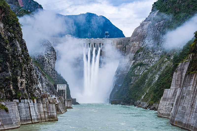 镜头下的大凉山｜凉山州成立70周年县市风采——冕宁县_fororder_冕宁县水能资源丰富，图为雅砻江上的锦屏电站。蒋志康摄