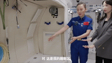 重返太空的183天_fororder_4~1