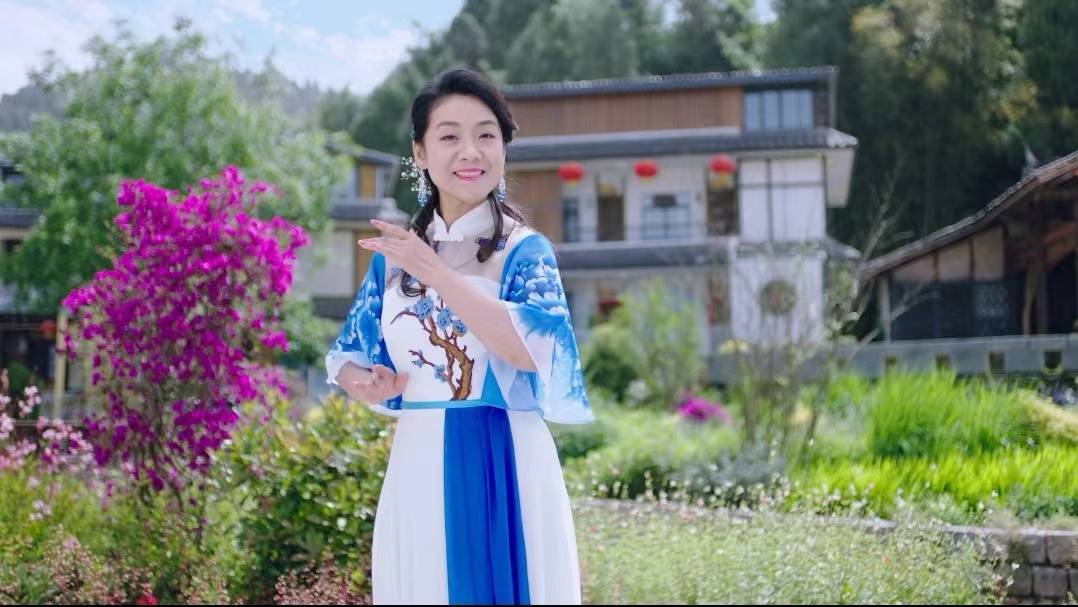 （转载）青年歌唱家文欣演唱的《我家门前有条江》MV对外发布 歌唱陈子昂故里