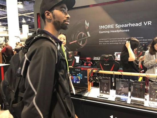 ชาวอเมริกันนิยมใช้ผลิตภัณฑ์อิเล็กทรอนิกส์ของจีนมากขึ้น (9)