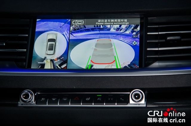 汽车频道【供稿】【资讯】售价10.4万-13.6万 全新哈弗H6 铂金版成都车展荣耀上市