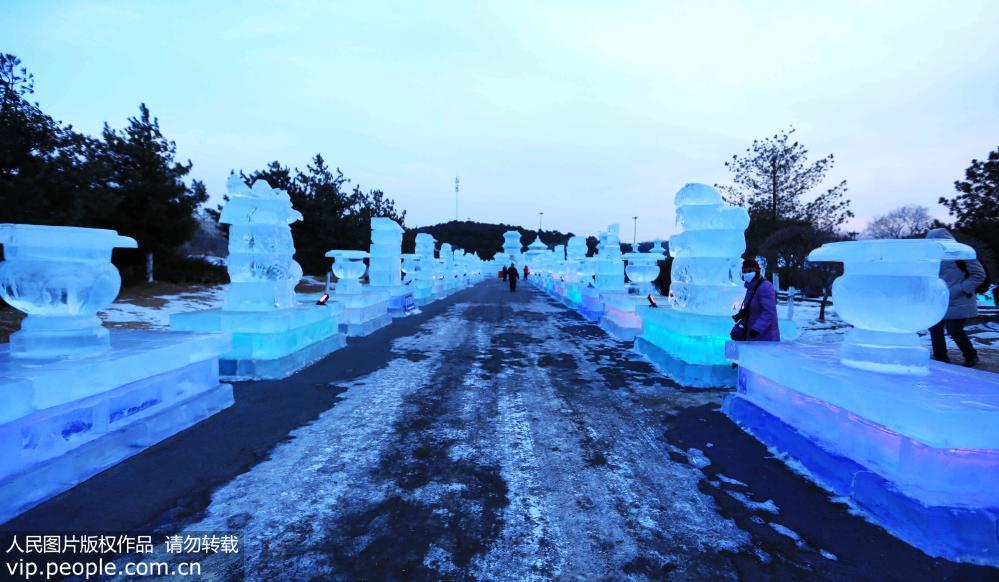 2018中国沈阳国际冰雪节 展出冰雕作品达500余座