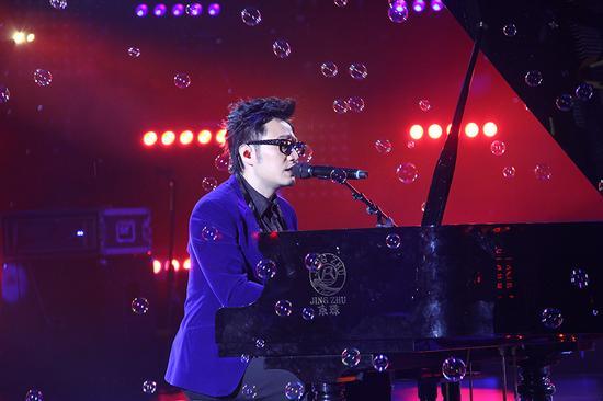 那段记忆美得不敢碰，十年过去07快男们还好吗