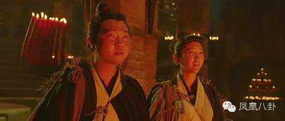 坐私人飛機出遊？張若昀唐藝昕才是身家最高的情侶