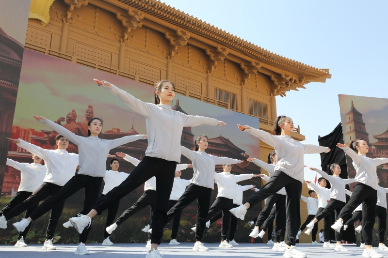 （转载）“燃”起精气神！西安市职工工装风采展示暨工间操大赛决赛举行