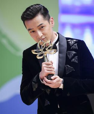 胡歌演太监 古装起家的胡歌搭档郭德纲上演"清宫大戏"