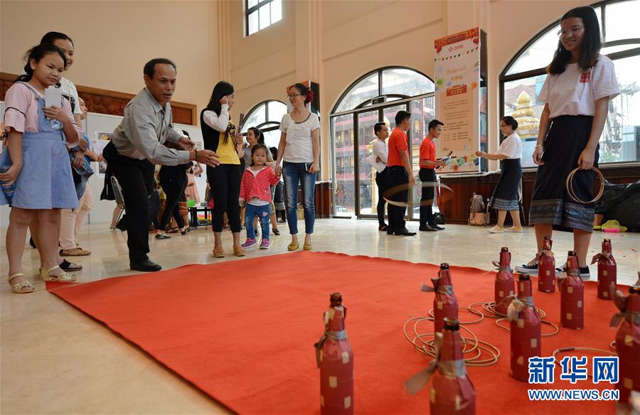 2018年“欢乐春节”庙会活动在老挝举行