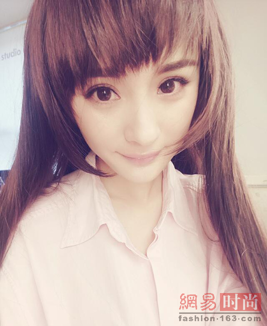 女明星乱剪刘海变悲剧 杨幂非主流谢娜土气