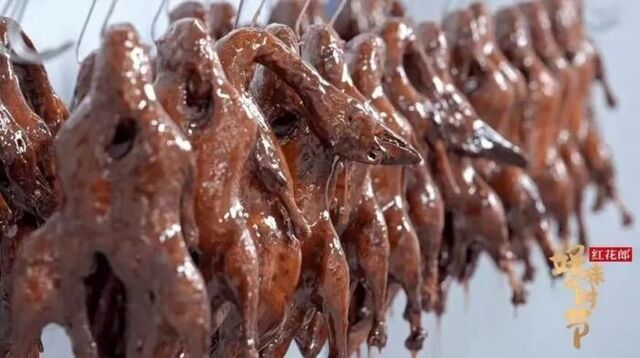 以传统节日入题，《好味知时节》书写烟火中国