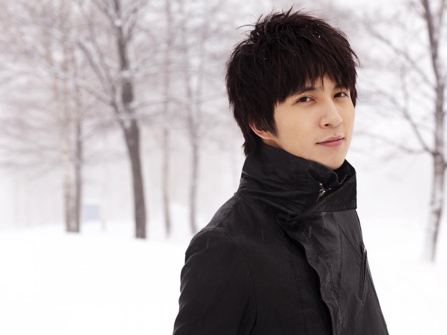 一言不合就跨界 薛之谦情歌王子惊变段子手的十年沉浮