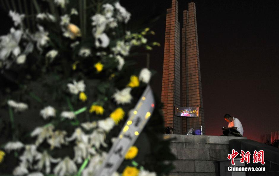 唐山大地震40周年纪念日——“哀思者”的不眠夜
