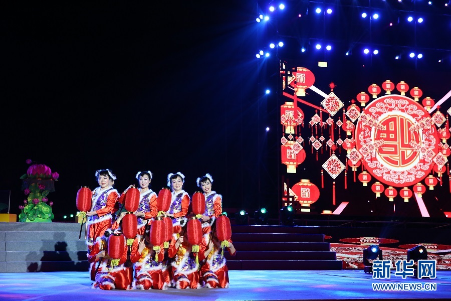 第32屆中國•秦淮燈會亮燈儀式舉行