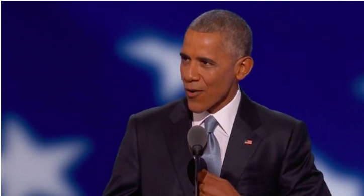 奧巴馬給現場觀眾講他爺爺的故事