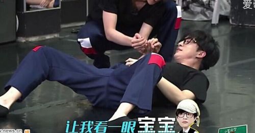 薛之谦与张杰同时出道 走红路为何比张杰坎坷百倍