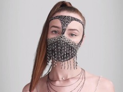 莫斯科卫生局提倡民众外出戴“花样”口罩：要时尚也要健康（视频）