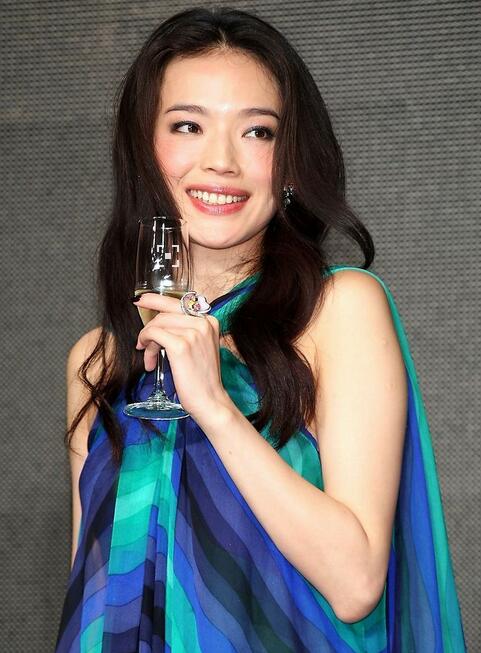 周迅舒淇確定出席“華心”婚禮 伴娘許瑋甯卻換了人