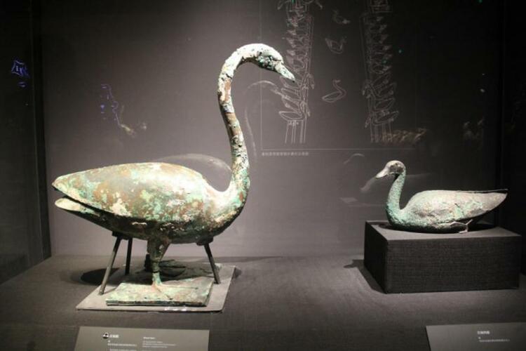 【中首 陕西 图】160件考古出土文物正式移交入藏陕西历史博物馆