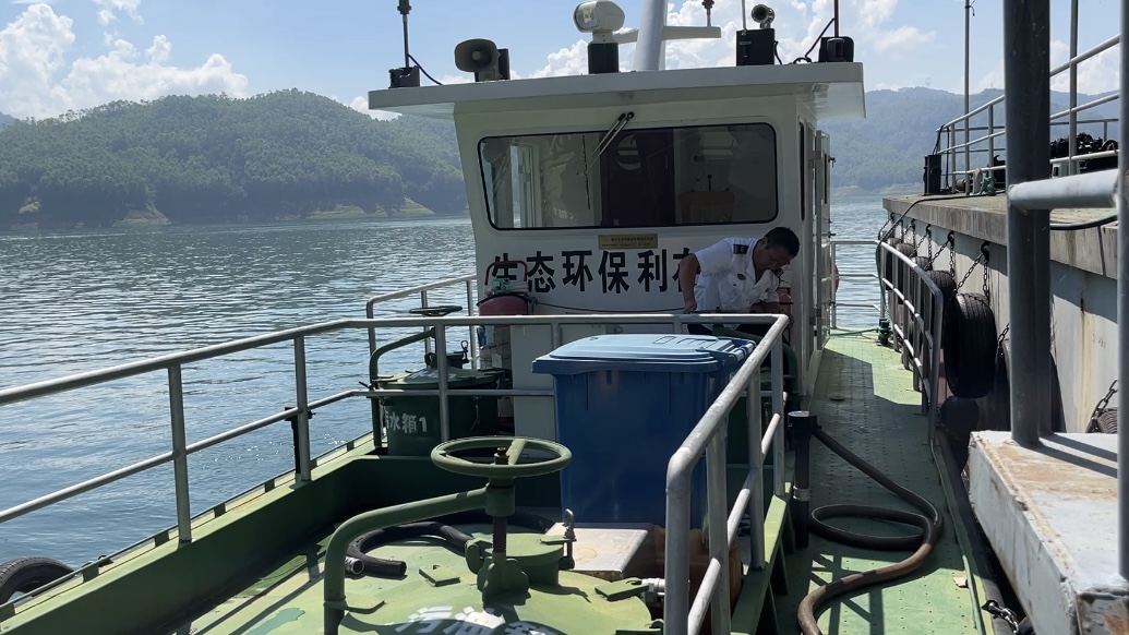 贵州兴义：“智慧码头” 破解万峰湖污染之困