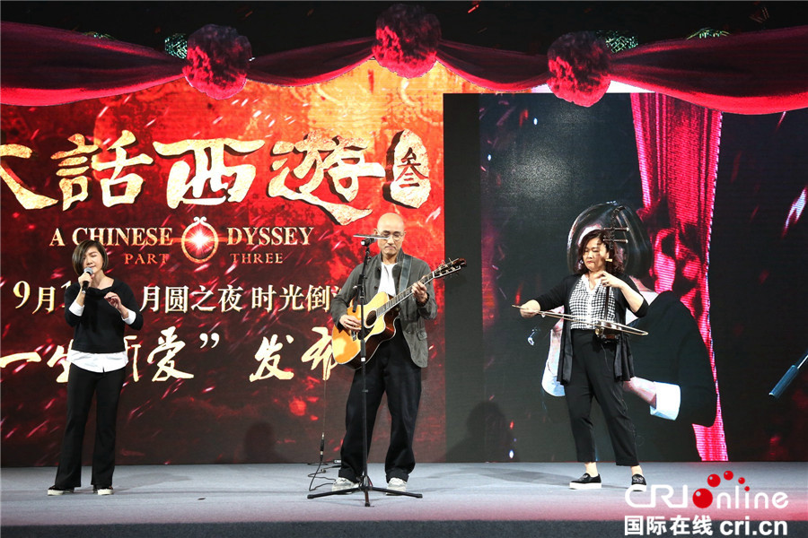 韩庚唱经典《一生所爱》 表白家人与粉丝是“一生所爱”