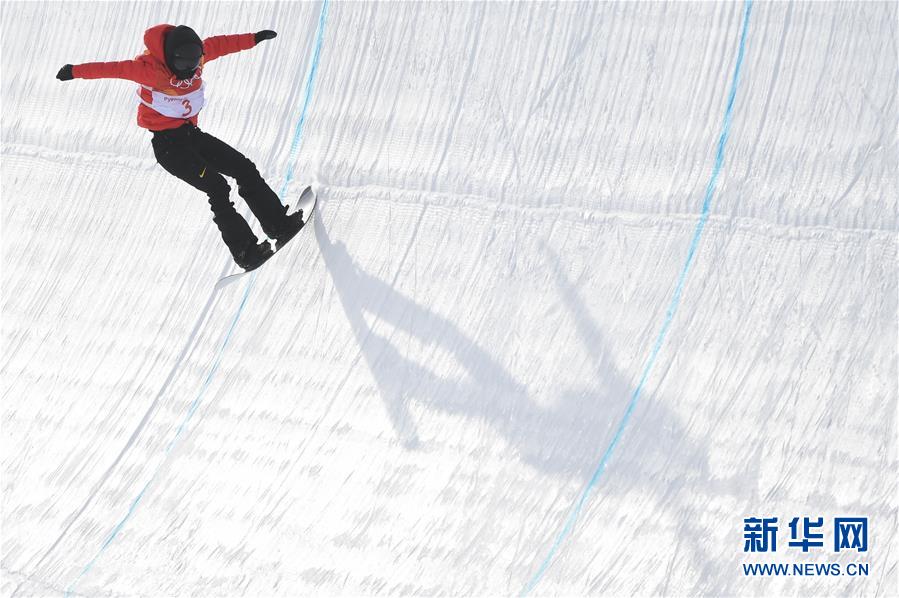 单板滑雪——女子U型场地资格赛赛况 单板滑雪——女子U型场地资格赛赛况