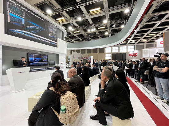 中国中车面向全球发布智能动车组平台_fororder_微信图片_20220922093810
