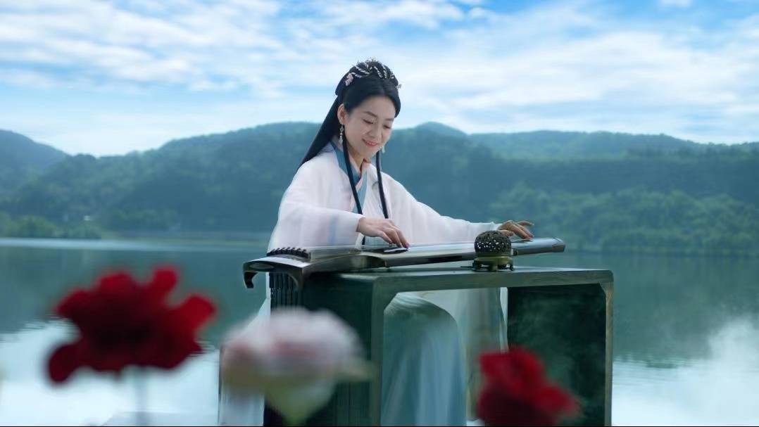 （转载）青年歌唱家文欣演唱的《我家门前有条江》MV对外发布 歌唱陈子昂故里