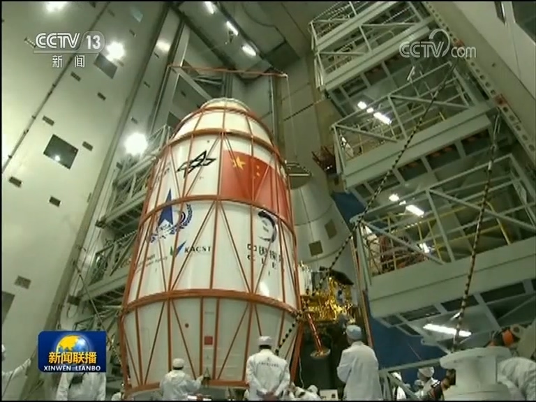 新中国的第一绕月人造卫星嫦娥一号
