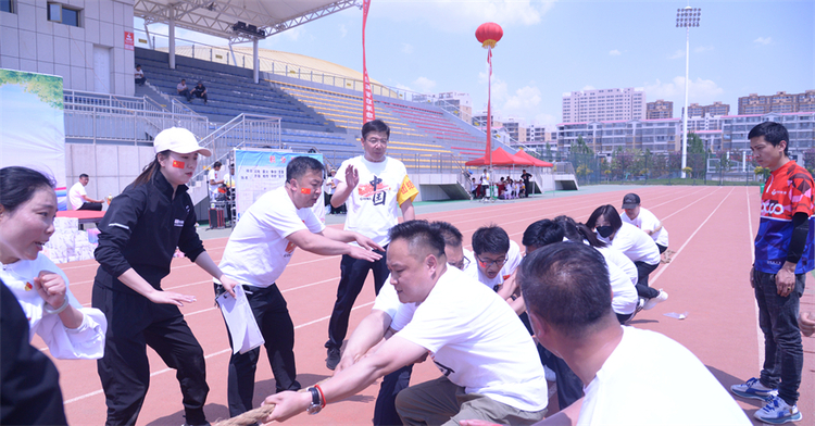 榆林市靖邊縣委宣傳部：主題黨日活動豐富多彩_fororder_趣味運動會2.JPG