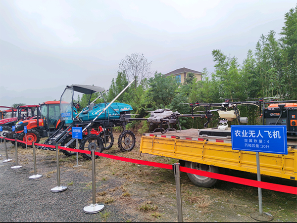 庆丰收 迎盛会——眉山洪雅举行“天府粮仓 洪雅担当”丰收节庆祝活动_fororder_洪雅“农民丰收节”活动现场-摄影-余静