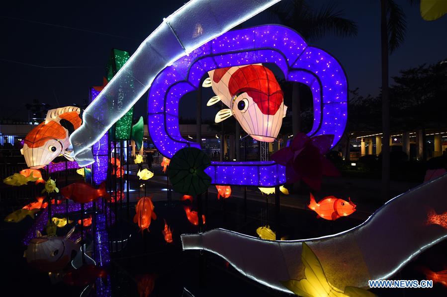 Lanterns enhance China's Spring Festival atmosphere