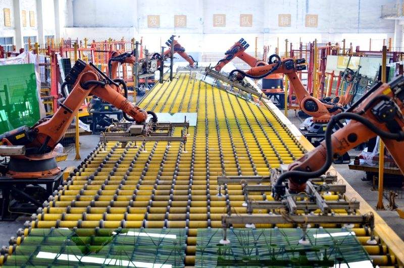 台湾受雇员工人数疫情以来首度回升 制造业仍受冲击