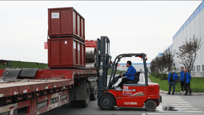 祝贺 陕汽商用车首批KD订单发车_fororder_图片2