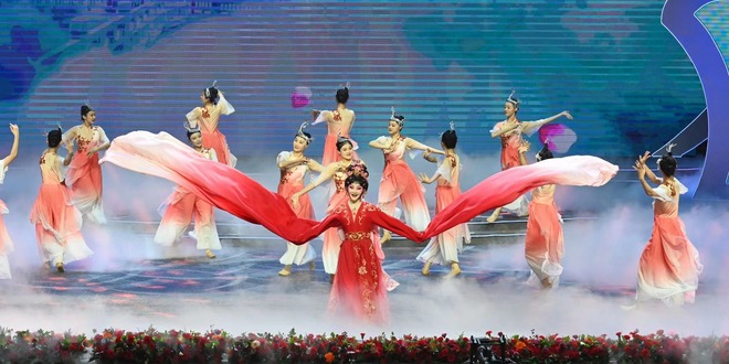 2022年安庆“十一”黄梅戏展演周开幕