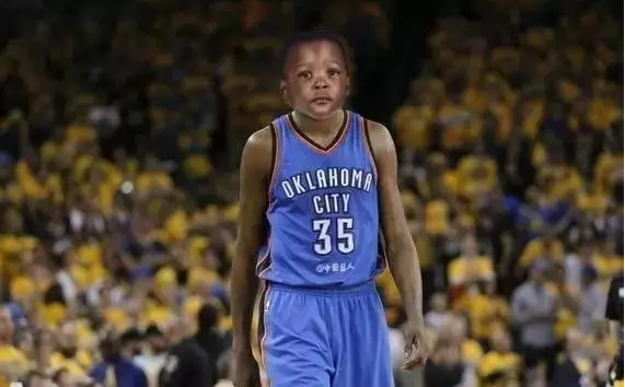 当NBA球星返老还童 詹皇韦德大姚都成小萌神
