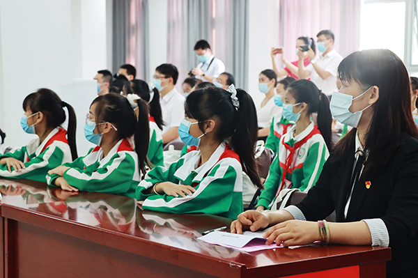 资助60+20万元 中建集团驻广西子企业携手守护广西边境青少年身心健康_fororder_广西12355青少年健康守护行动”活动现场--摄影-张正全